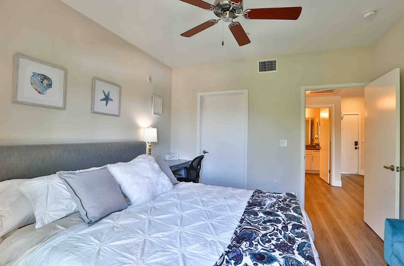 Furnished Finder property 465603_6 photo 4
