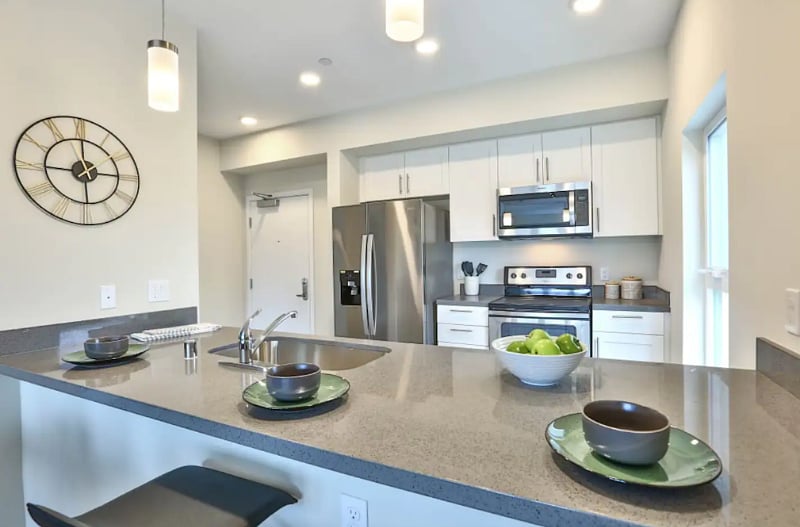Furnished Finder property 465603_8 photo 3