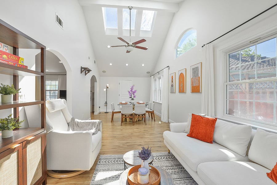 Furnished Finder property 465603_9 photo 3