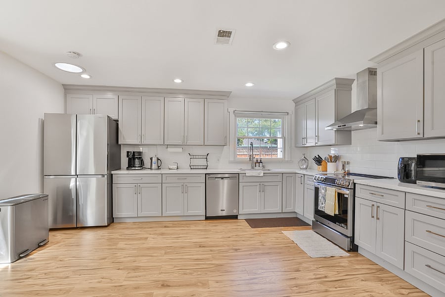 Furnished Finder property 465603_9 photo 5