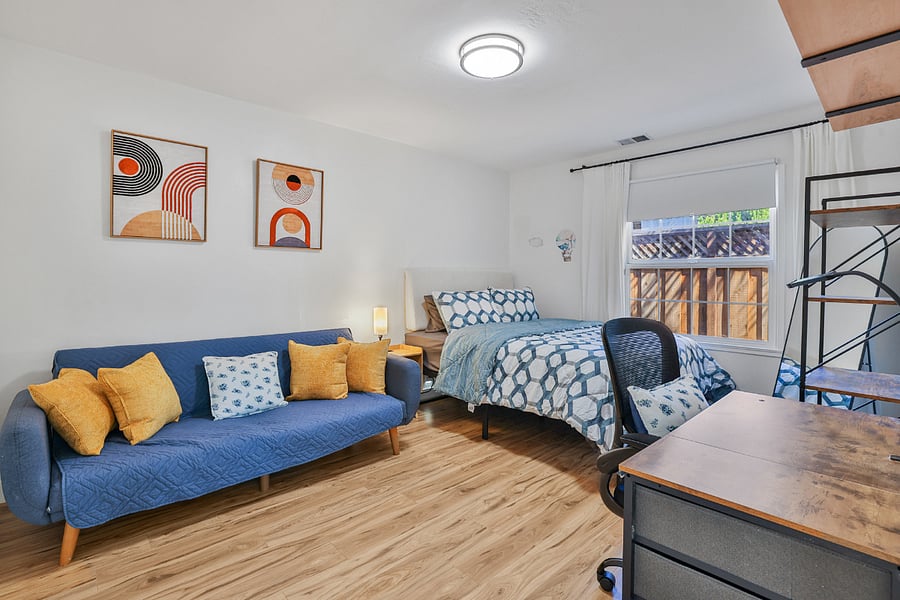 Furnished Finder property 465603_9 photo 9