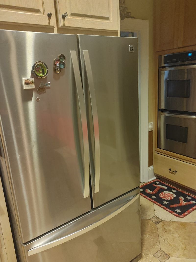 Refrigerator