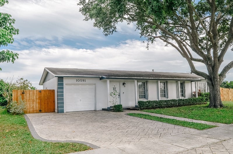 Furnished Finder property 465624_1 photo 2
