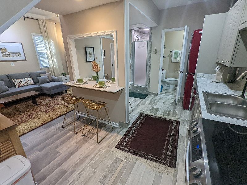 Furnished Finder property 465635_1 photo 3