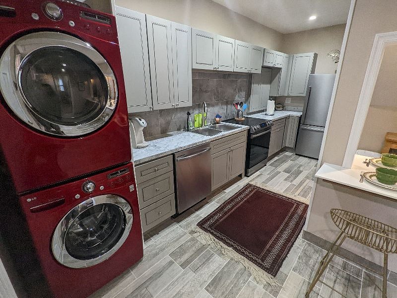 Furnished Finder property 465635_1 photo 6