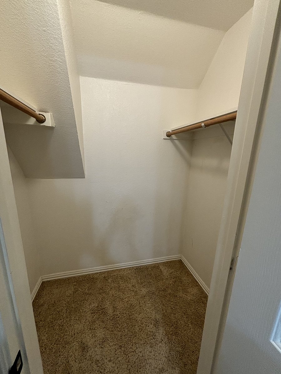 walk in closet