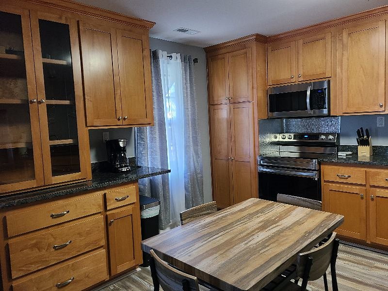 Furnished Finder property 465860_1 photo 3