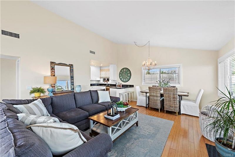 Furnished Finder property 465918_1 photo 14