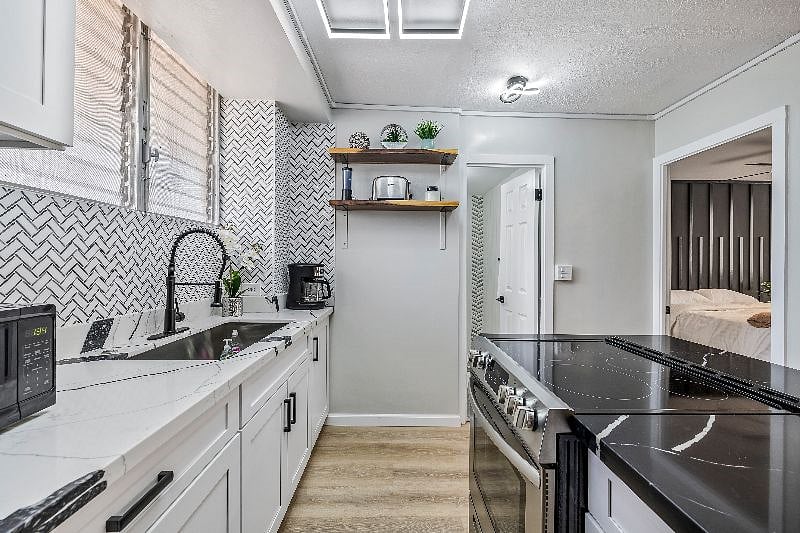 Furnished Finder property 465972_1 photo 24