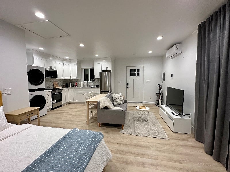 Furnished Finder property 465986_1 photo 3