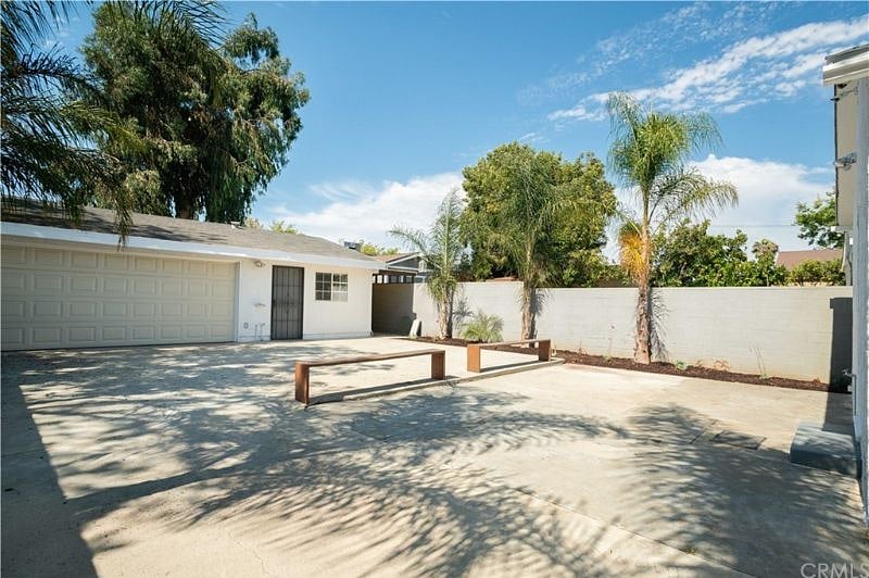 Furnished Finder property 466012_1 photo 11