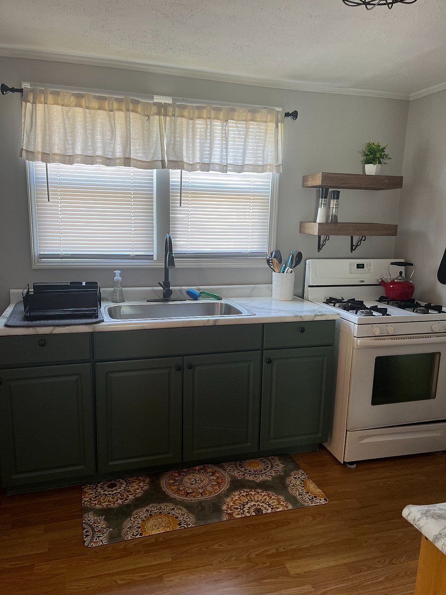 Furnished Finder property 466015_1 photo 1