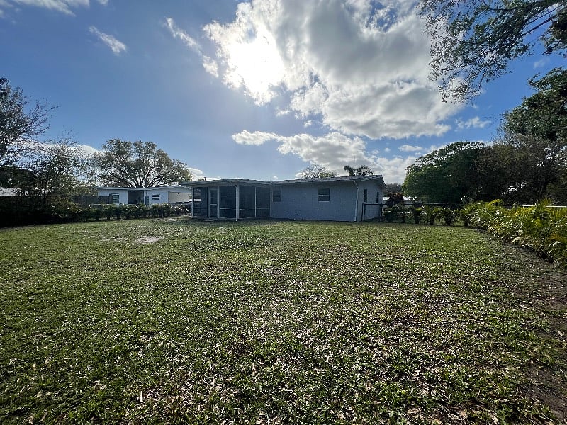 Furnished Finder property 466040_1 photo 17