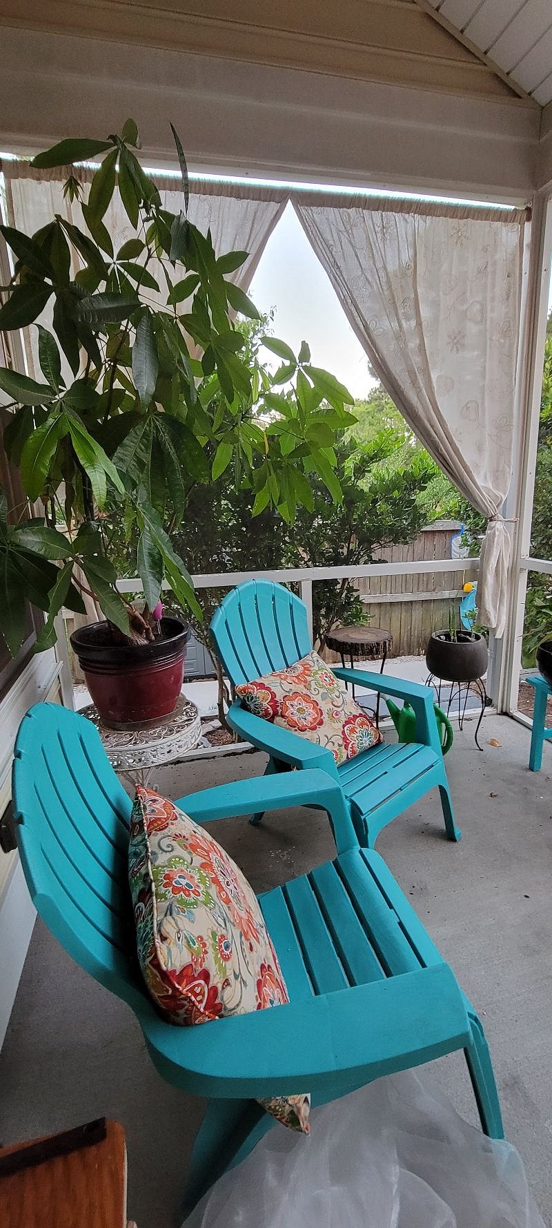 Shared porch area
