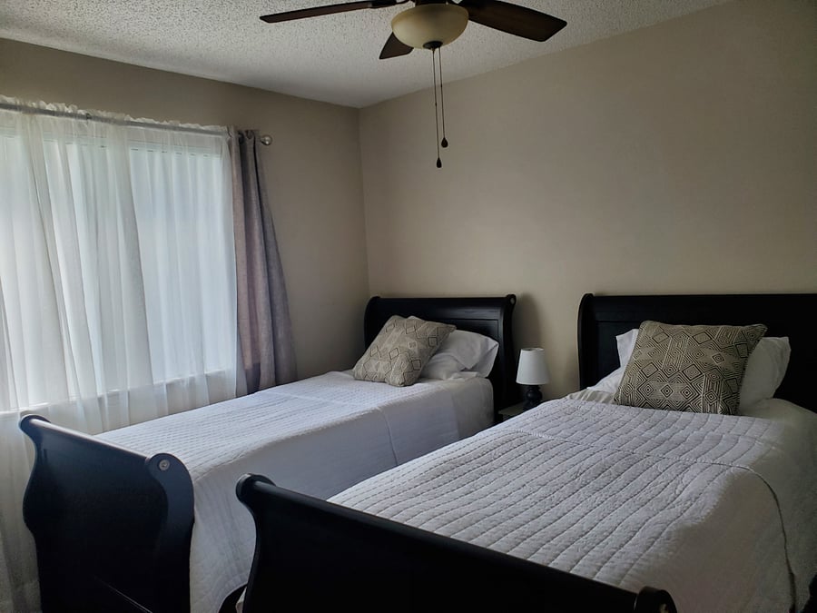 Furnished Finder property 466109_1 photo 20