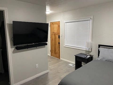 Furnished Finder property 466136_3 photo 3