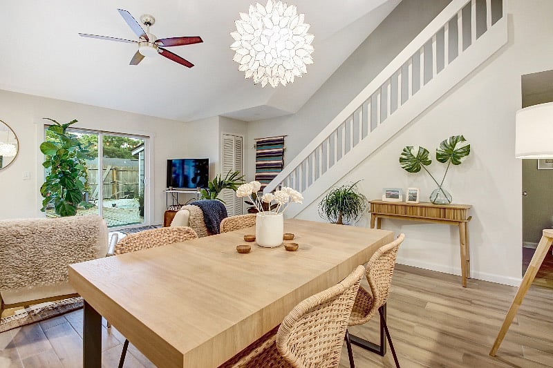 Living room/dining room
