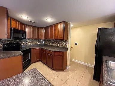 Furnished Finder property 466193_2 photo 10