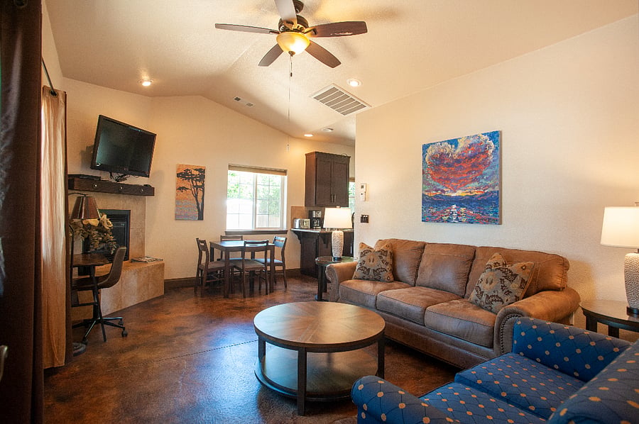 Furnished Finder property 466296_1 photo 3
