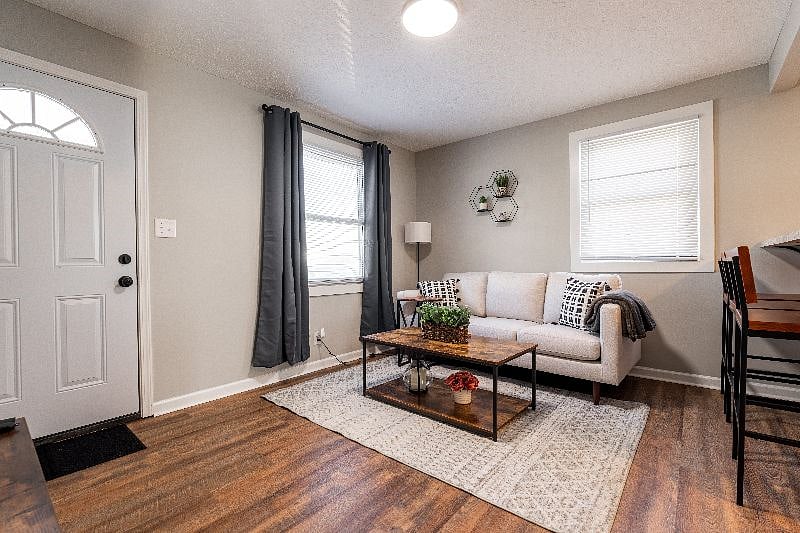 Furnished Finder property 466354_1 photo 3