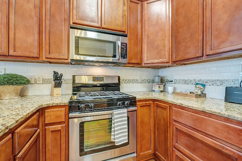 Furnished Finder property 466356_2 photo 11