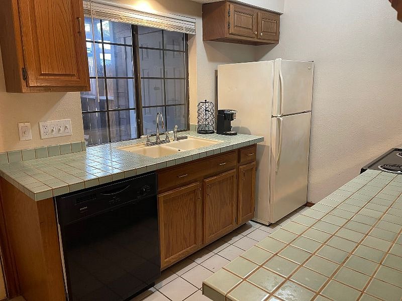 Furnished Finder property 466379_1 photo 10