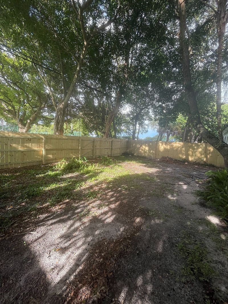 Furnished Finder property 466395_2 photo 18