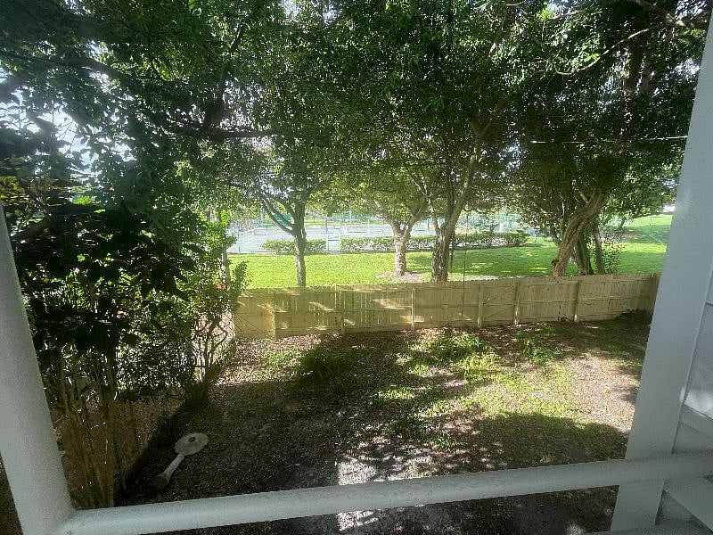 Furnished Finder property 466395_2 photo 17