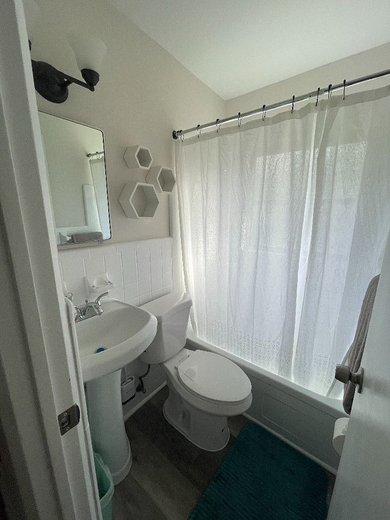 Furnished Finder property 466395_2 photo 10