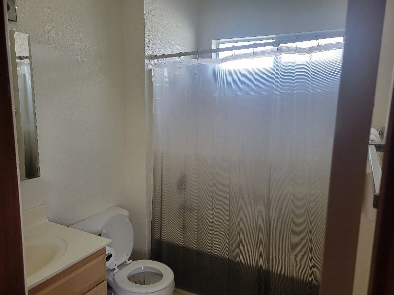 Furnished Finder property 466407_1 photo 3