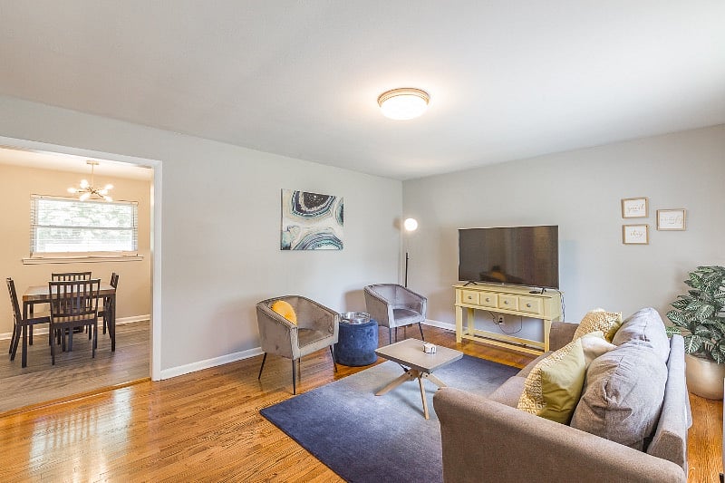 Furnished Finder property 466482_1 photo 3