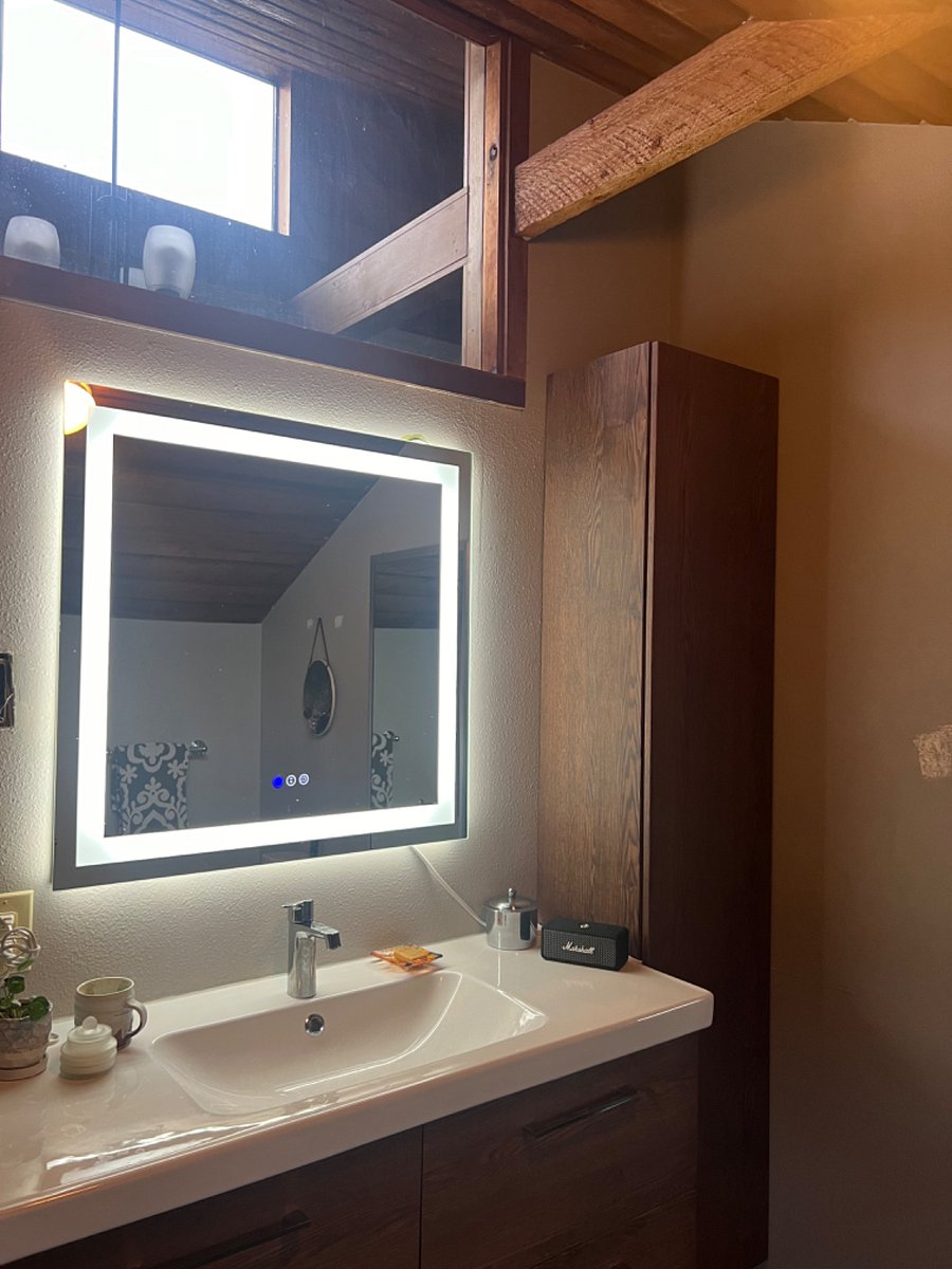 Private upstairs bathroom