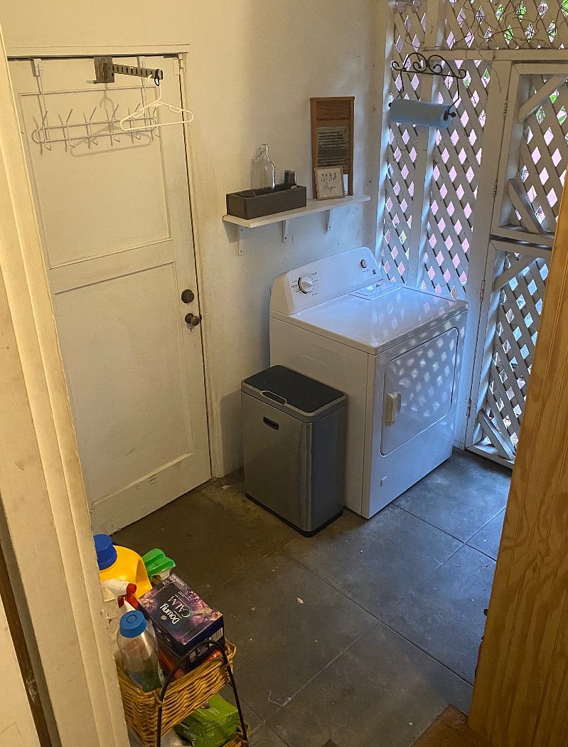 Shared washer and dryer