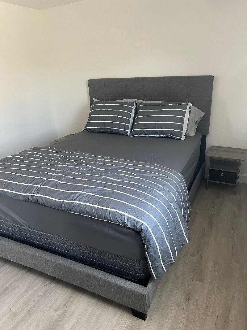 Furnished Finder property 466600_1 photo 8
