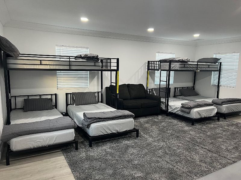 Furnished Finder property 466600_1 photo 16