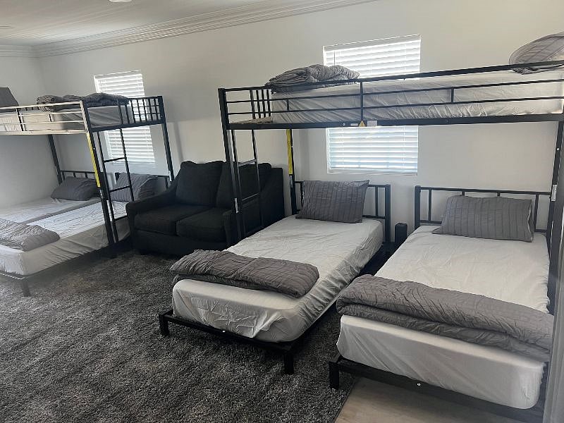Furnished Finder property 466600_1 photo 25