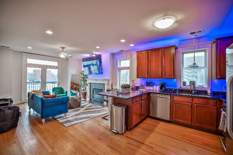 Furnished Finder property 466612_1 photo 3
