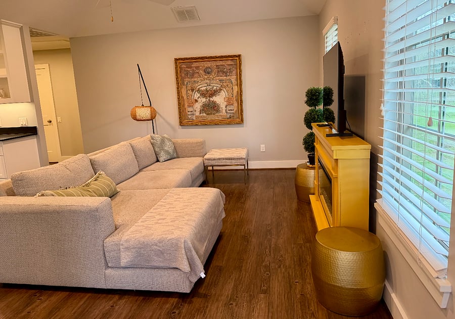 Furnished Finder property 466618_1 photo 3