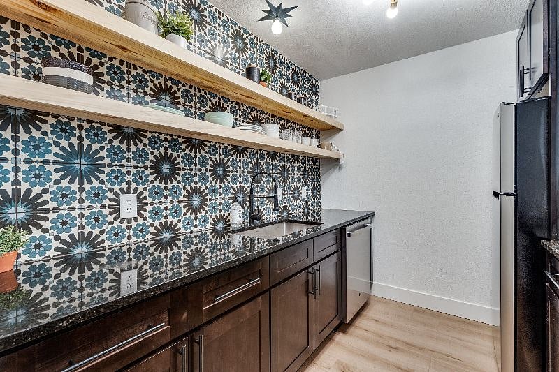 Furnished Finder property 466886_1 photo 6