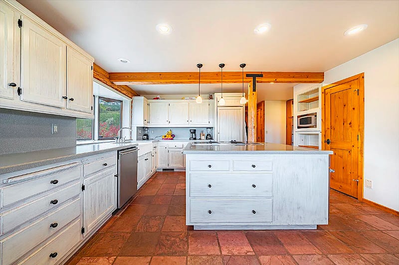 Furnished Finder property 466925_1 photo 7