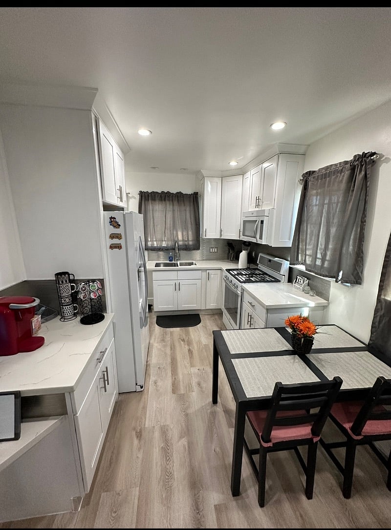 Furnished Finder property 466982_1 photo 17