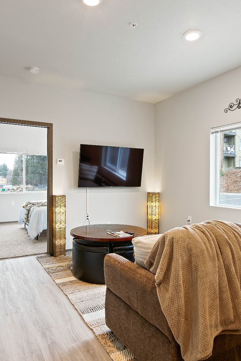 Furnished Finder property 466995_3 photo 18