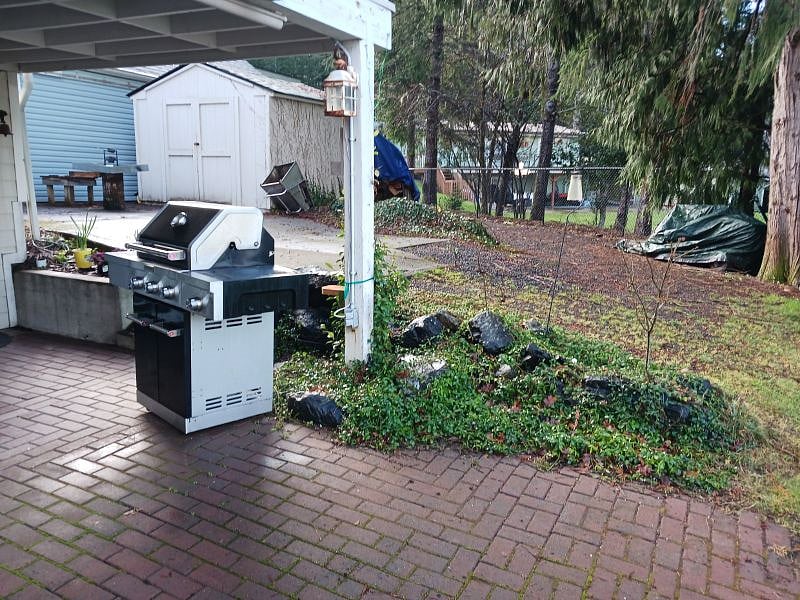 walkway to parking