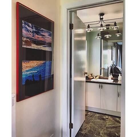 Entrance to bath room