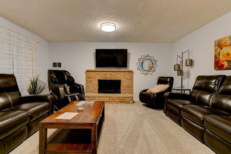 Furnished Finder property 467151_1 photo 3
