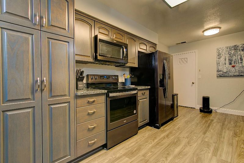 Furnished Finder property 467151_1 photo 7
