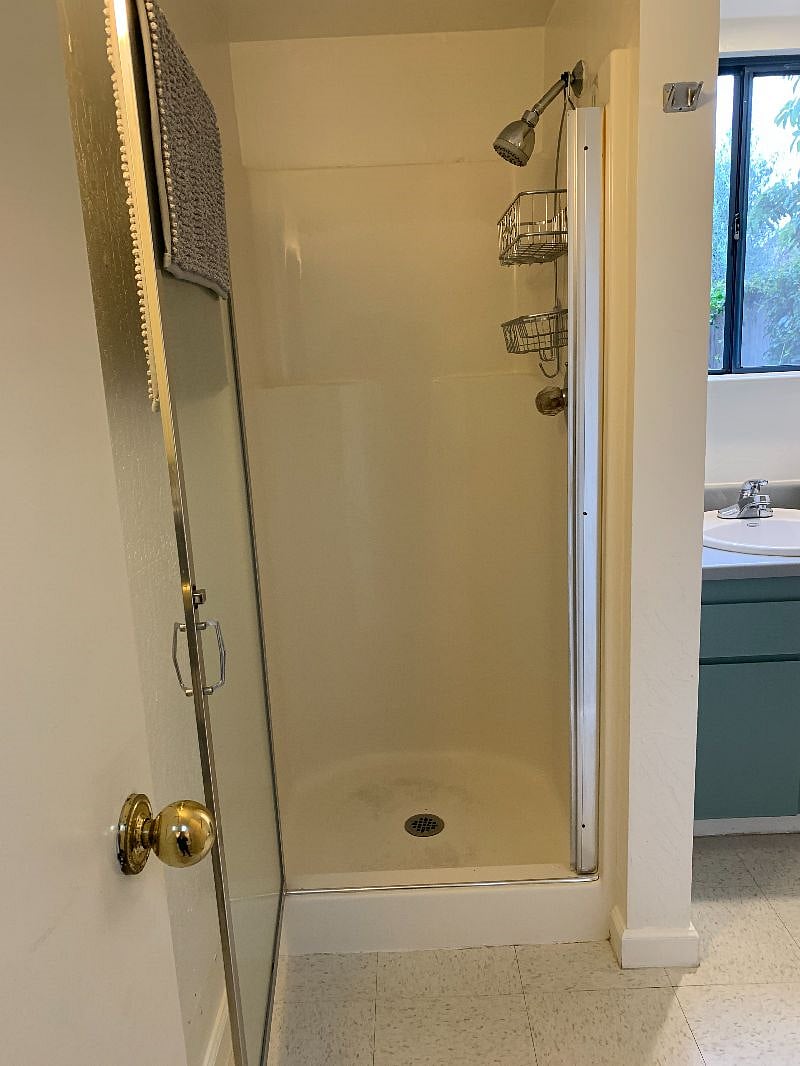 Furnished Finder property 467185_1 photo 9