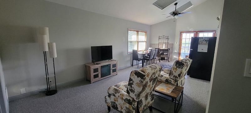 Furnished Finder property 467200_1 photo 3