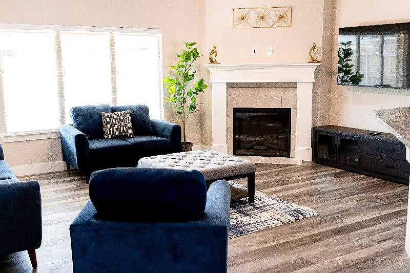 Furnished Finder property 467291_1 photo 1