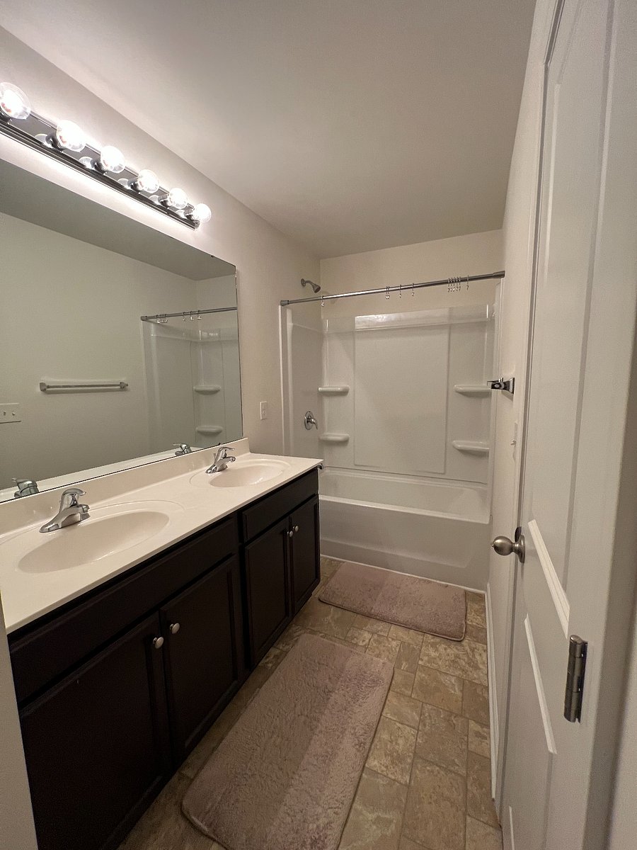 Shared upstairs bathroom